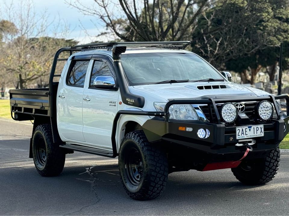 2013 Toyota Hilux photo 1