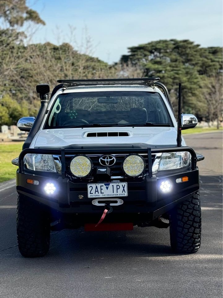 2013 Toyota Hilux photo 3