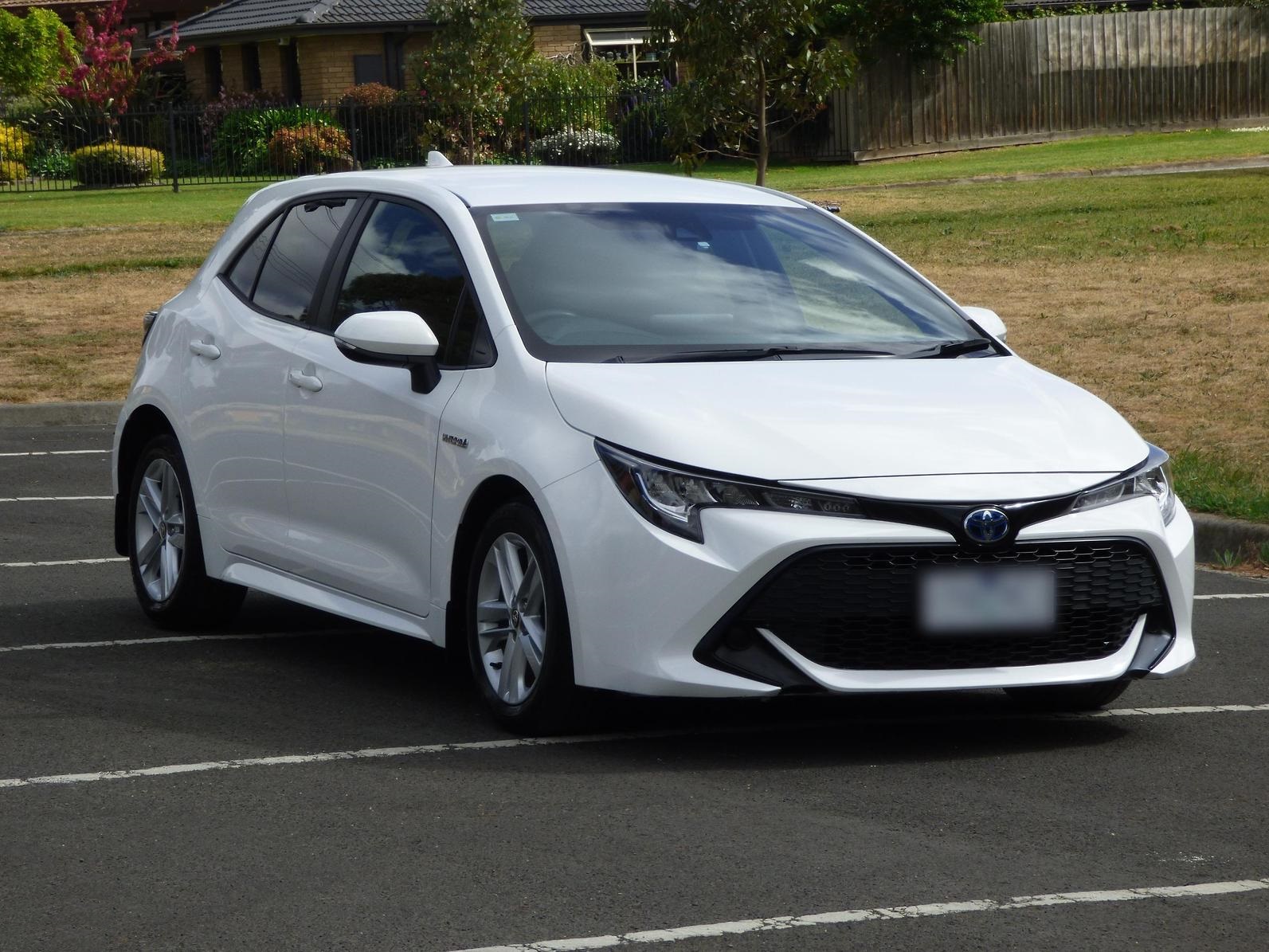 2018 Toyota Corolla photo 1