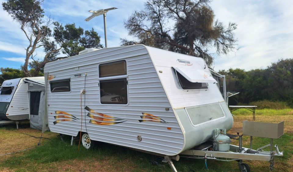 2005 Creative Prestige 16ft photo 2