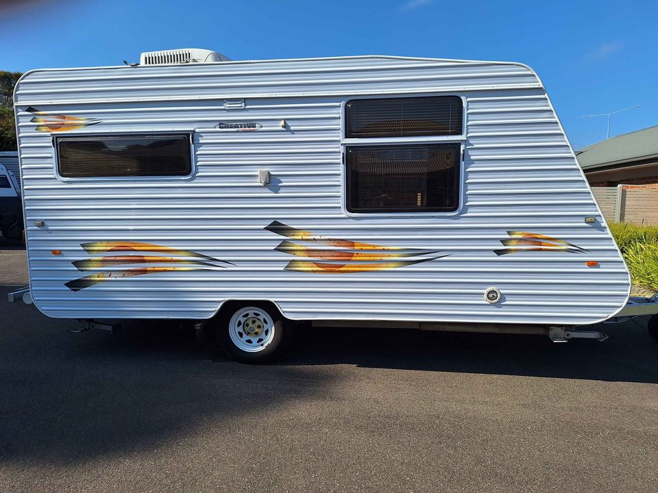 2005 Creative Prestige 16ft photo 3