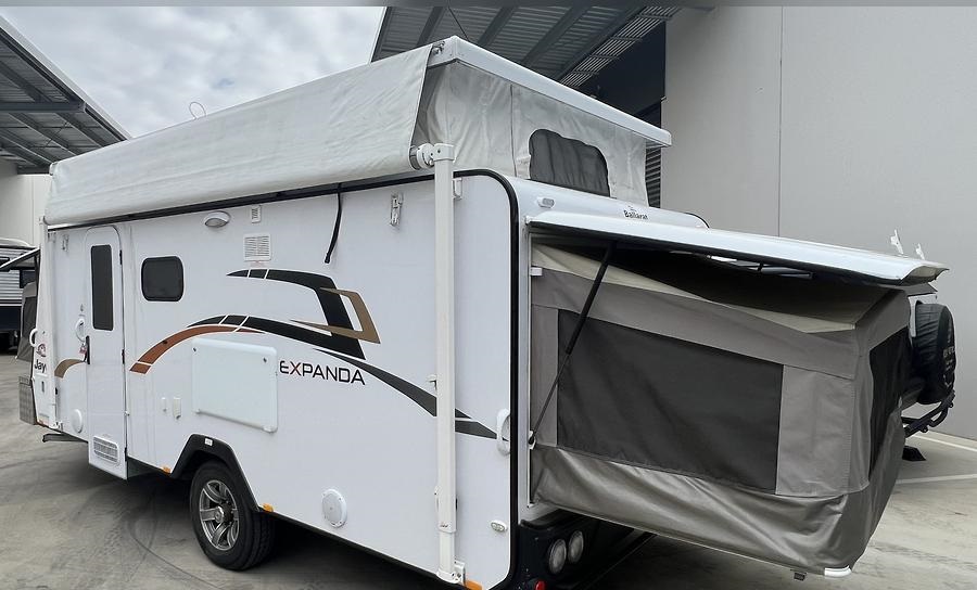 2015 Jayco Expanda 16.49-1 Pop Top photo 2