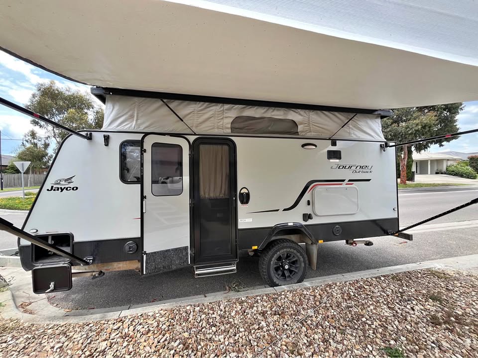 2021 Jayco Journey Outback photo 1