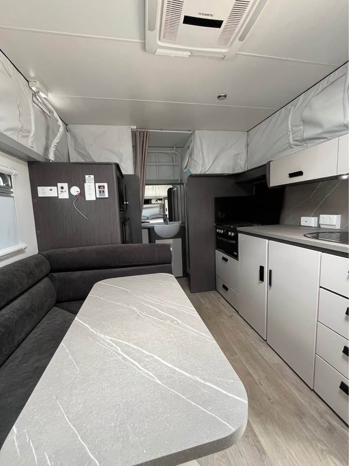 2021 Jayco Journey Outback photo 4