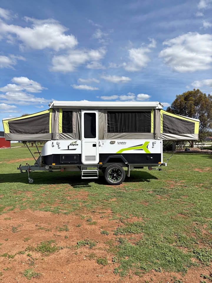 2016 Jayco Swan Outback photo 1