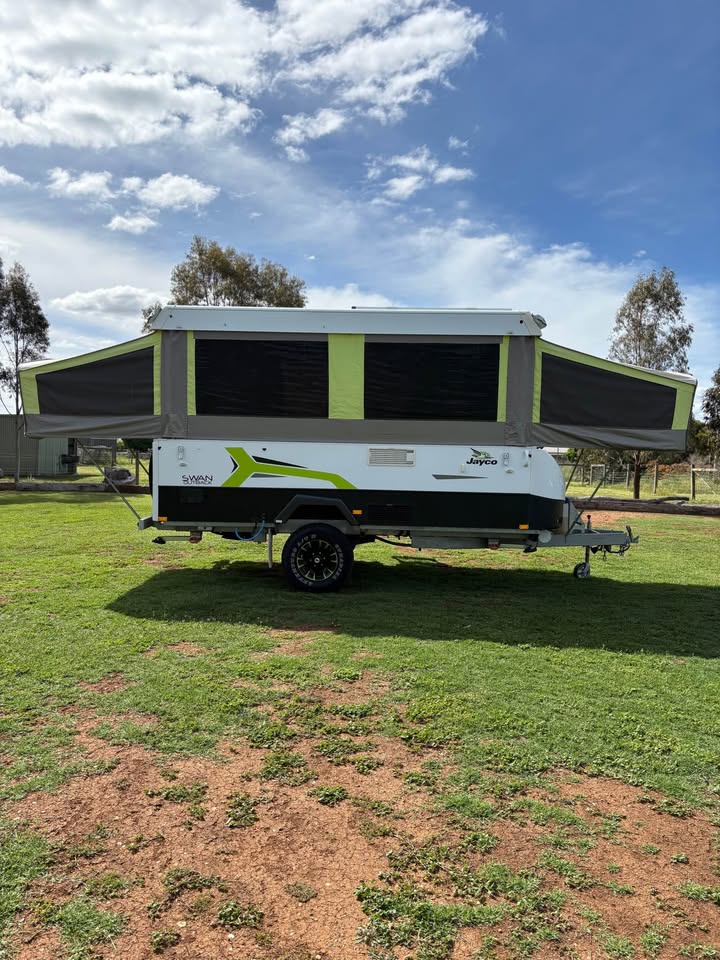 2016 Jayco Swan Outback photo 2