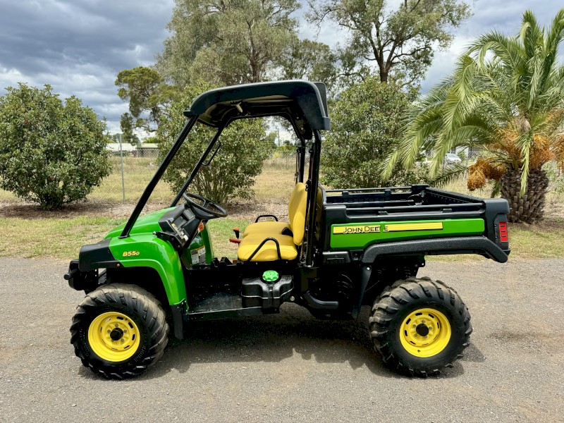 2017 John Deere XUV 855D Gator photo 2