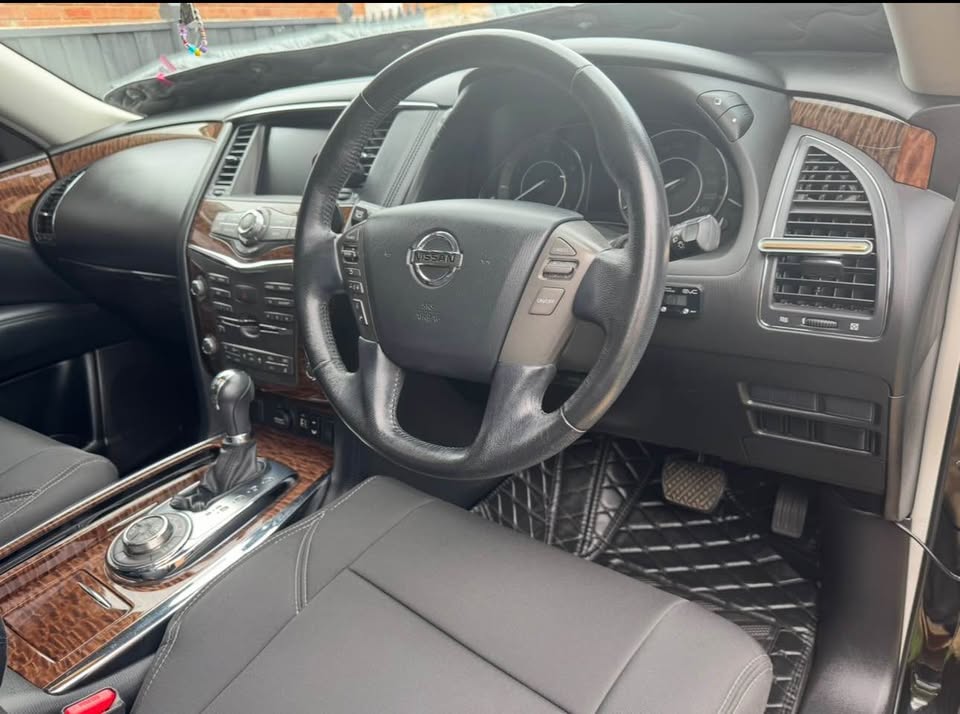 2018 Nissan Patrol photo 3