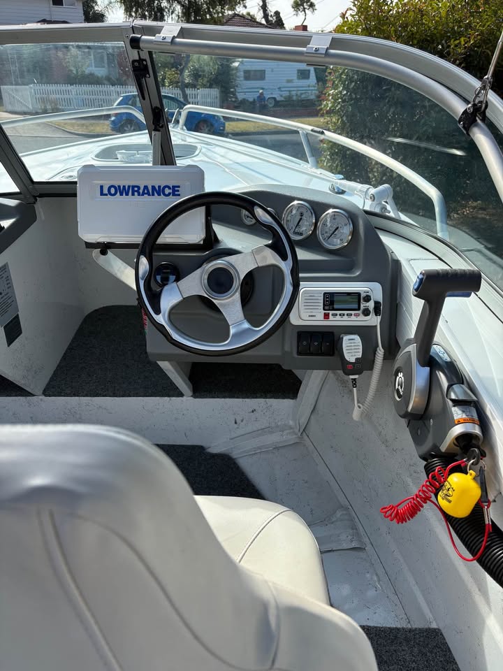 2019 Quintrex 490 Fishabout photo 4