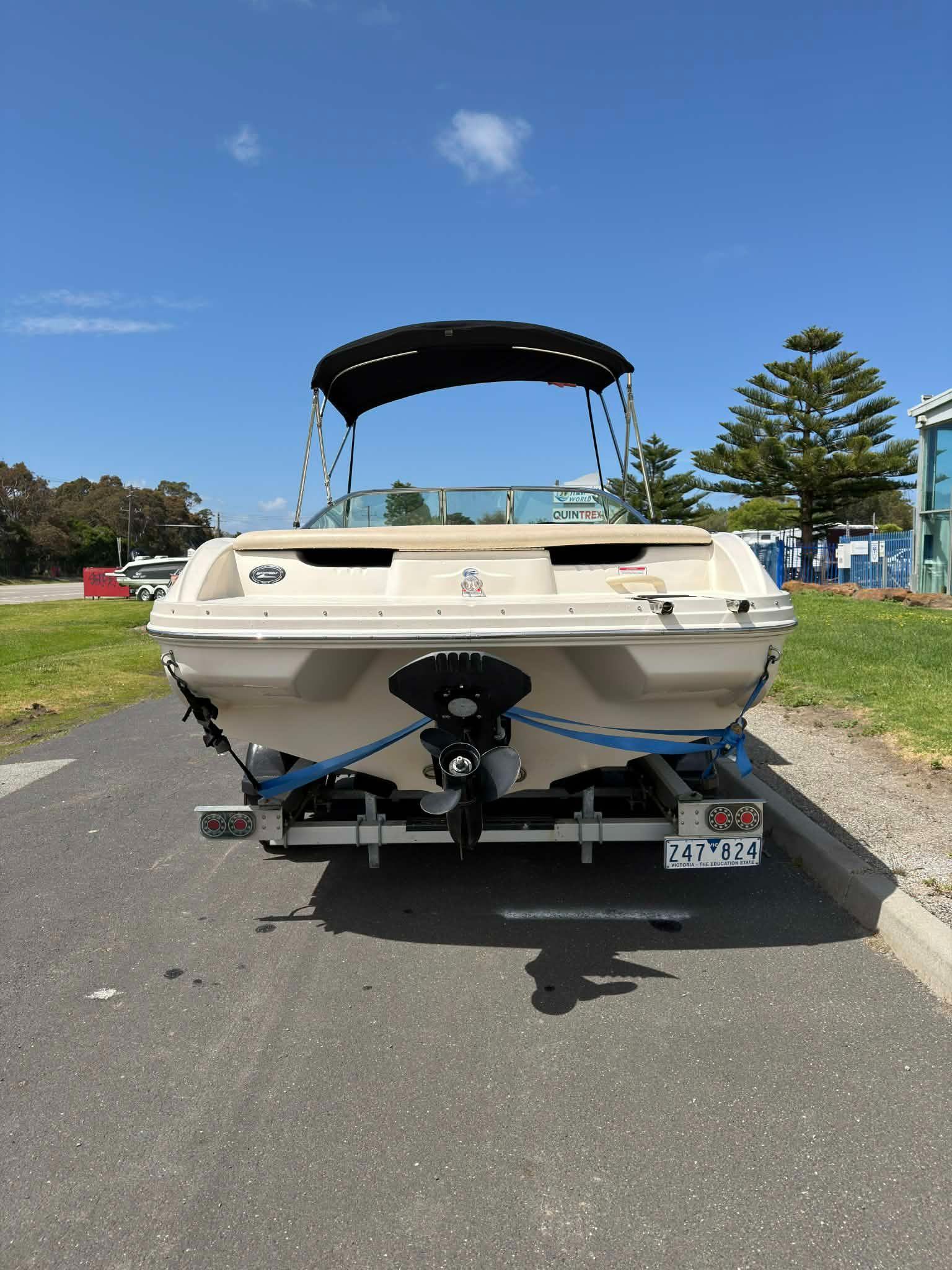 2005 Sea Ray Sport 200 photo 3